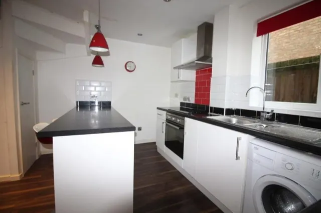 Milton Way, Houghton Regis, LU5, photo 3