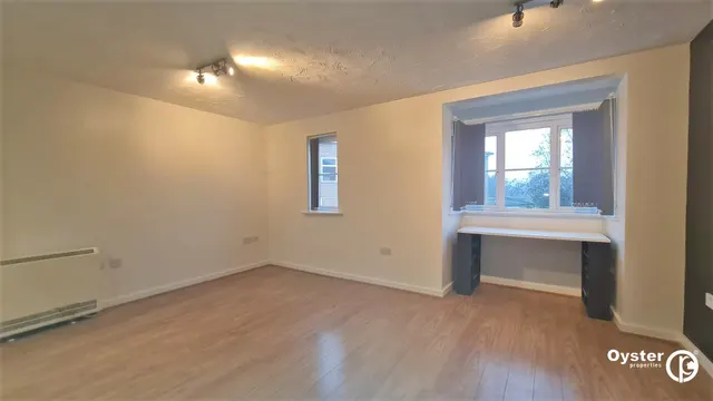 Vancouver Road, Broxbourne, EN10, photo 2