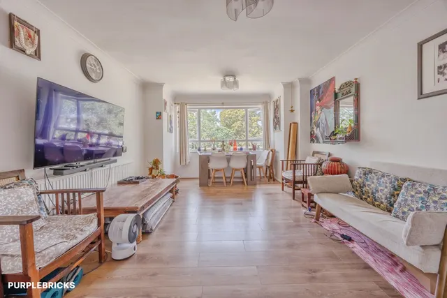 Howard Road, London, SE25, photo 1