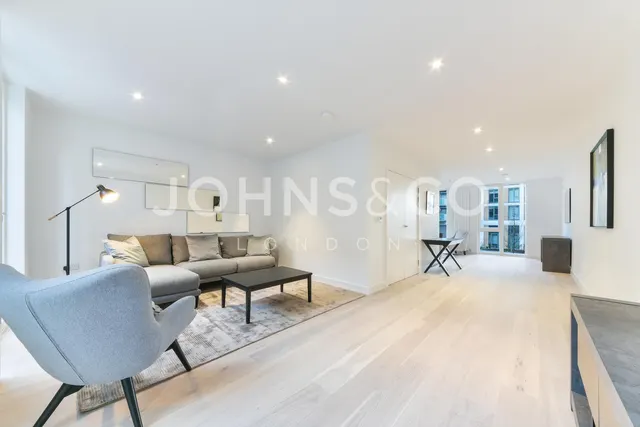 Schooner Road, Royal Wharf, E16, photo 2