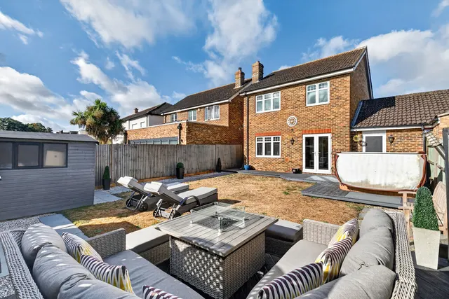 Photo 3 — School Lane, Addlestone KT15 1TA