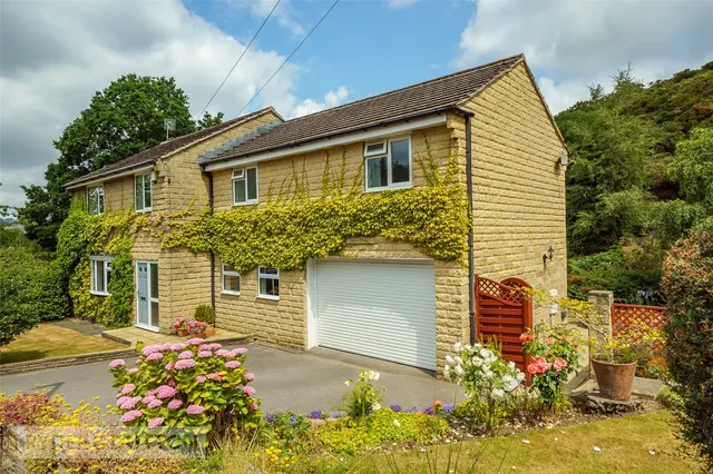 Upper Clough, Linthwaite, HD7, photo 1