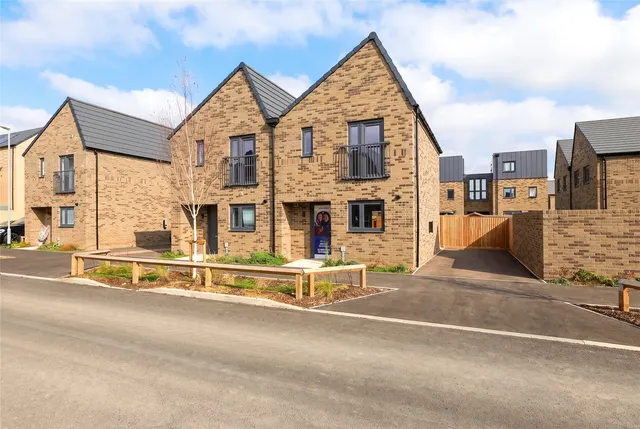 Stirling Fields, Northstowe, CB24, photo 1