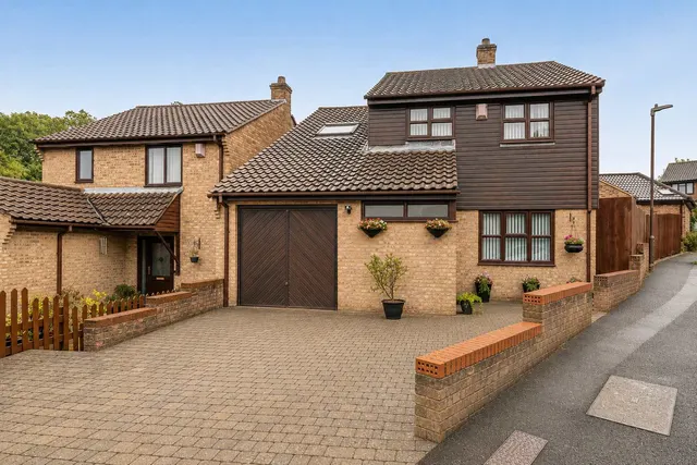 Samara Close, Chatham, Kent, ME5 9QW, photo 1