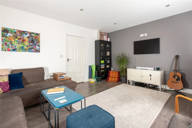 Brickhill Drive, Bedford, MK41, photo 2
