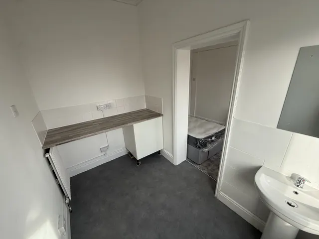 Photo 2 — Balby Road, Balby, DN4 0NE