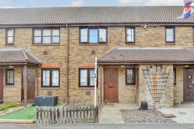 Holborough Road, Snodland, ME6, photo 1