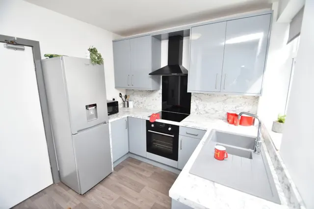 Bradford Crescent, Durham, DH1, photo 3