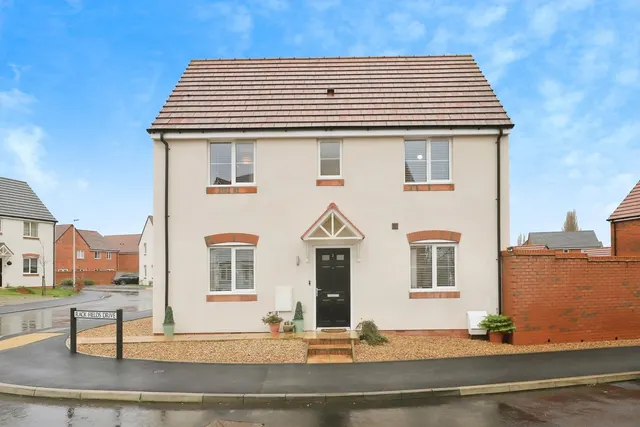 Rackfields Drive, Kidderminster, DY10, photo 1
