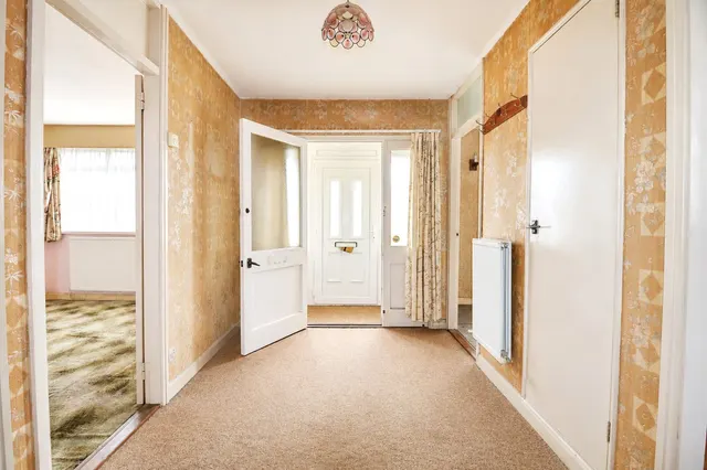 Maclins Close, South Molton, EX36, photo 2