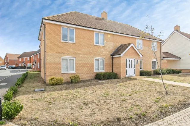 Pippin Way, Alresford, Colchester, photo 1