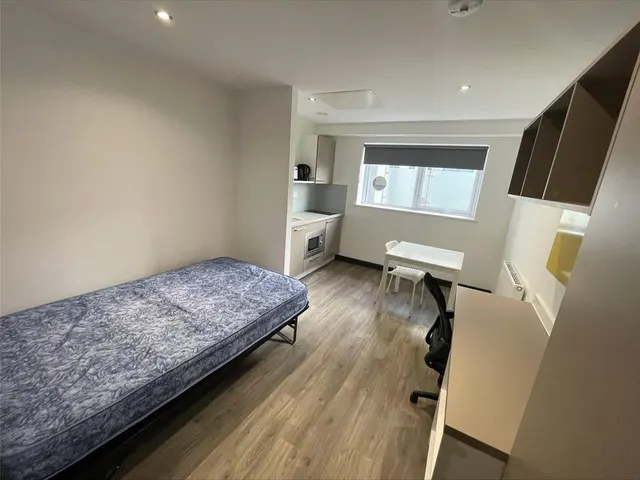 Dumfries Street, Luton, LU1, photo 1