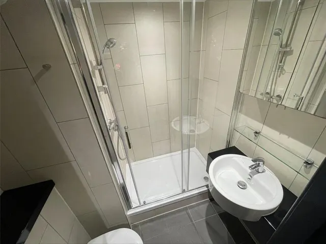 Dumfries Street, Luton, LU1, photo 3