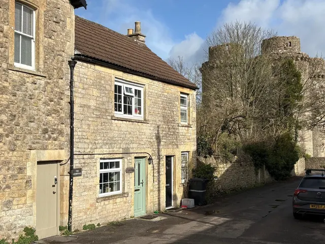 Castle Street, Nunney, Frome, photo 1