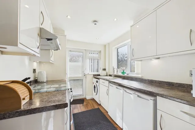 Arthursdale Drive, Scholes, LS15, photo 2