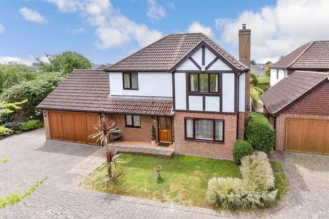 Burmarsh Road, Hythe, CT21, photo 2