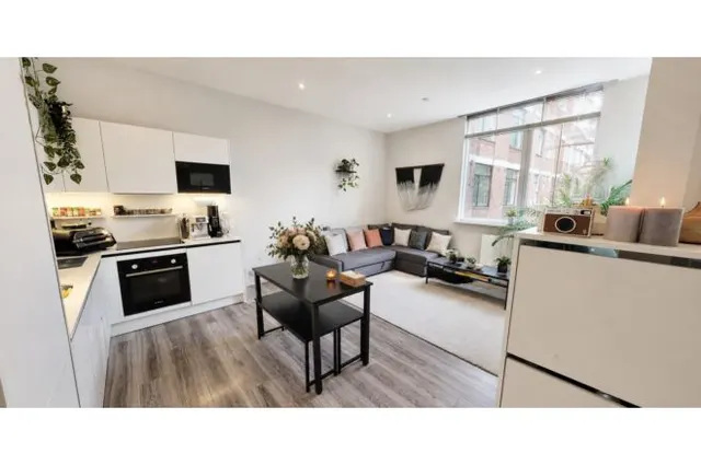 Field End Road, Ruislip, HA4, photo 1