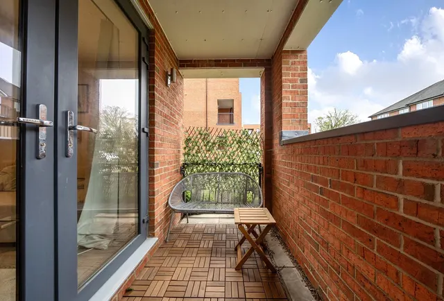 Photo 2 — William Morris Close, Oxford, OX4 2DE