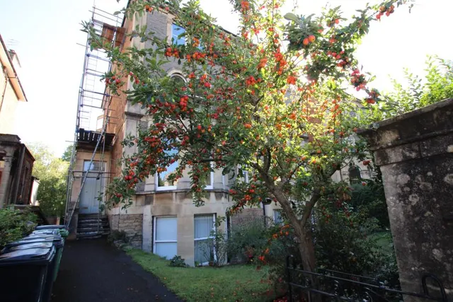 2 bedroom flat, Pembroke Road, Clifton, BS8