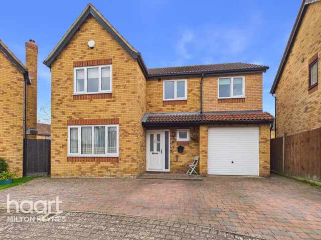 Morebath Grove, Milton Keynes, MK4, photo 1
