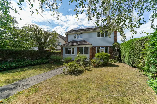 3 bedroom house — Wellands, Wickham Bishops, CM8 3NF