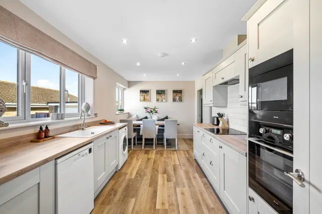 Repton Close, Washingborough, LN4, photo 2