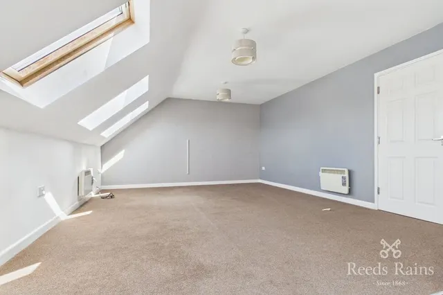 Photo 2 — Heath Road, Holmewood, Derbyshire, S42