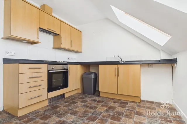 Photo 3 — Heath Road, Holmewood, Derbyshire, S42