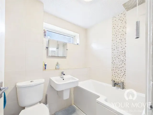Padstow Close, Crewe, CW1, photo 3