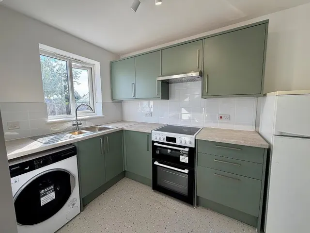 Georges Terrace, Caterham, photo 1