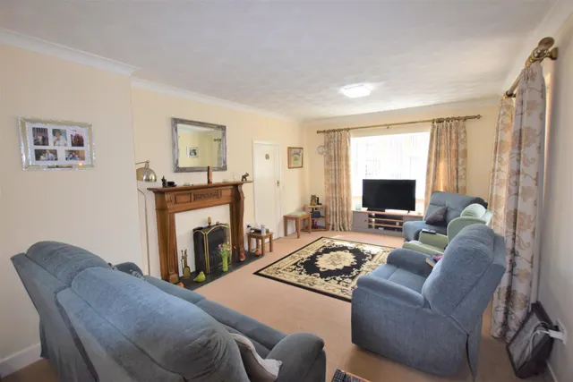 Vine Road, Skegness, PE25, photo 2