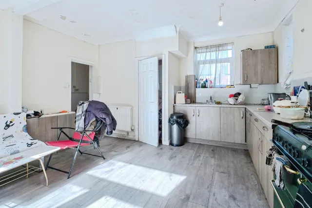 Knowles Road, Leicester, LE3, photo 3