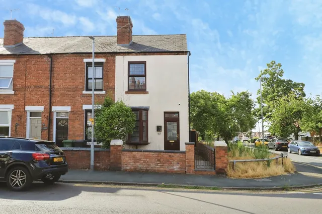 Hurcott Road, Kidderminster, DY10, photo 1