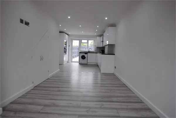 Photo 2 — Muncies Mews, Catford, London, SE6 1ER