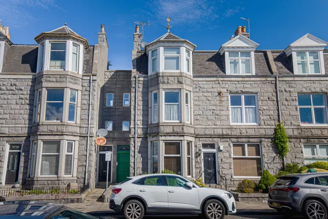 Beechgrove Terrace, Aberdeen, photo 1