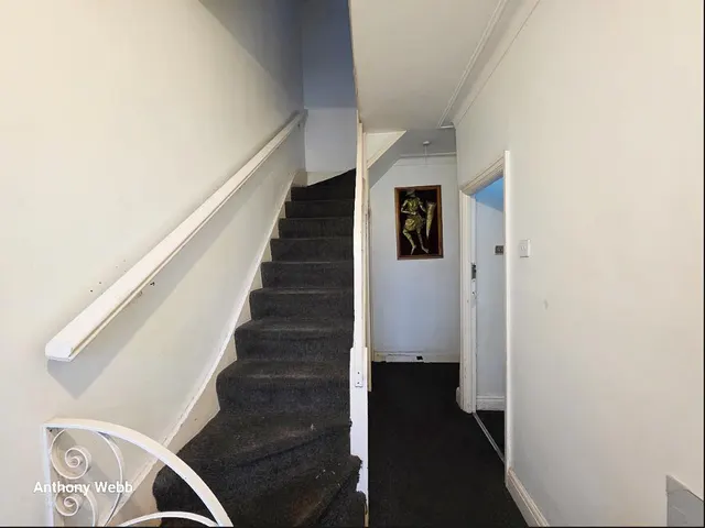 Connaught Gardens, Palmers Green, N13, photo 3