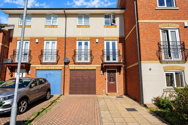 Lydd Close, St. Leonards-On-Sea, photo 1