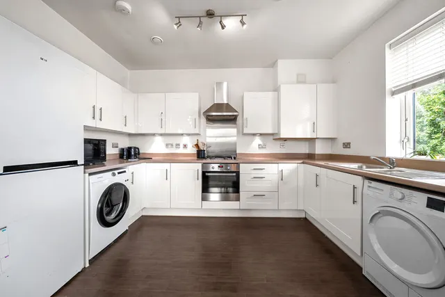 Photo 2 — Nettlefold Place, Sunbury-On-Thames TW16 6BD