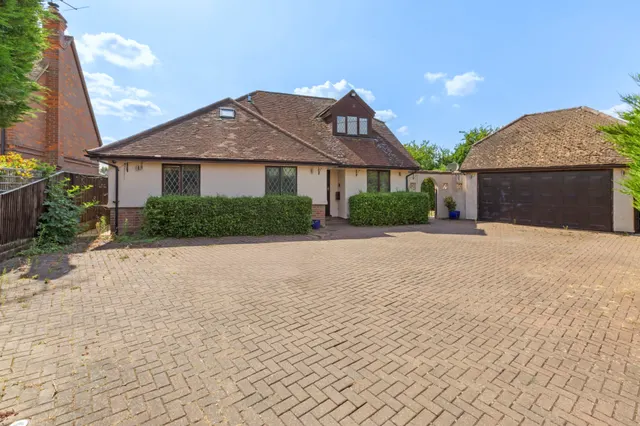 Pennychase Shootacre Lane, Princes Risborough, HP27, photo 1