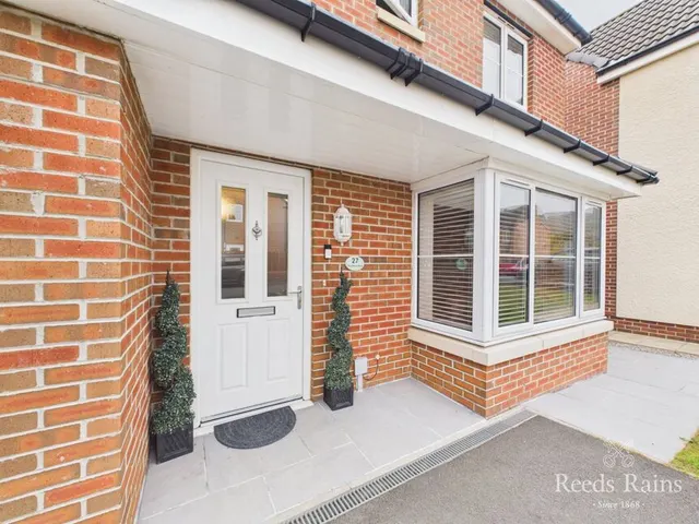 Providence Drive, Guisborough, TS14, photo 2
