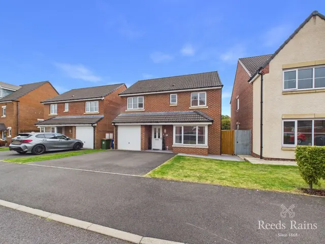 Providence Drive, Guisborough, TS14, photo 1