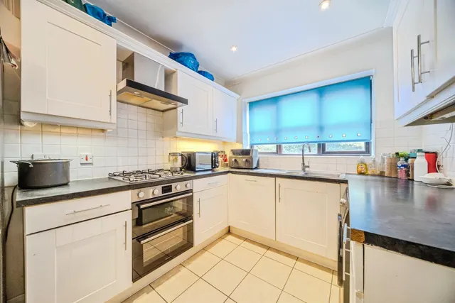 Dartington Place, Westcroft, MK4, photo 3