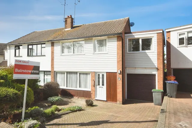 Dering Crescent, Leigh-on-Sea, SS9, photo 1