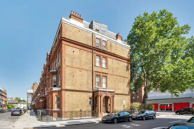 Flat 2, 31 Brechin Place, London, photo 1