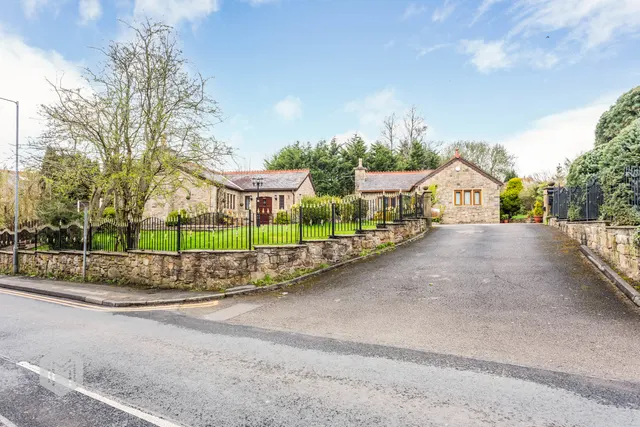 Dove Bank Mews, 883 Radcliffe Road, Bolton, BL3 1AJ, photo 1
