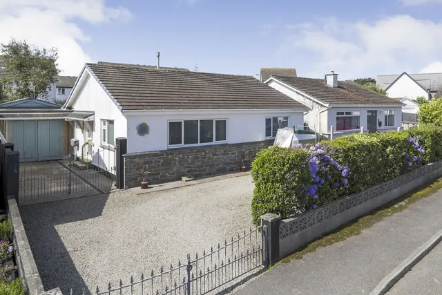 Polgarth Close, Carbis Bay, TR26, photo 1