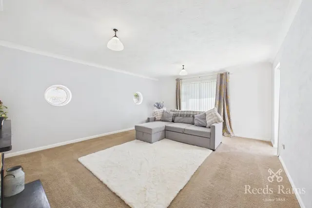 Photo 2 — Crugan Avenue, Kinmel Bay, Conwy, LL18