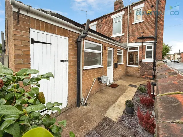 Photo 2 — Birrell Street, Gainsborough