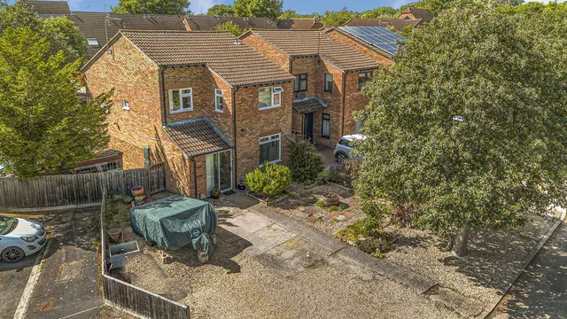 Mattock Way, Abingdon, photo 1