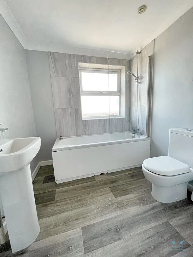 Photo 3 — Parkstone, Poole BH12 4LS